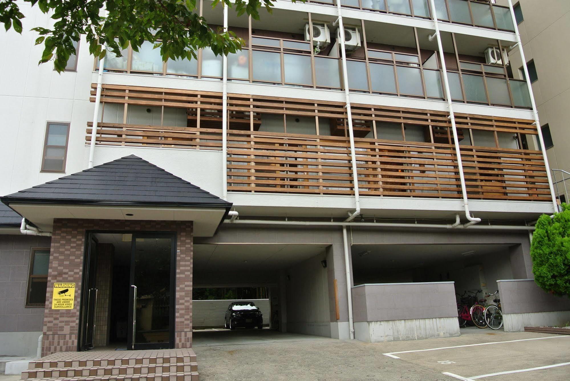 Backpackers Hotel Noosa Japan In Takatsuki Tonda Екстер'єр фото